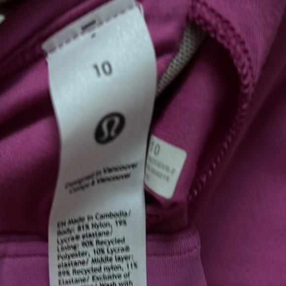 LULULEMON NULU STRAPPY V-NECK YOGA BRA IN POW PINK TONE SZ 8,10 NWT - Picture 9 of 9